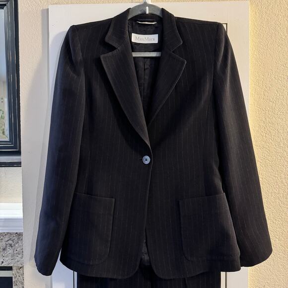 Max Mara Made in Italy Pinstriped Blazer and Pant Suit Set Navy Blue - Picture 2 of 10